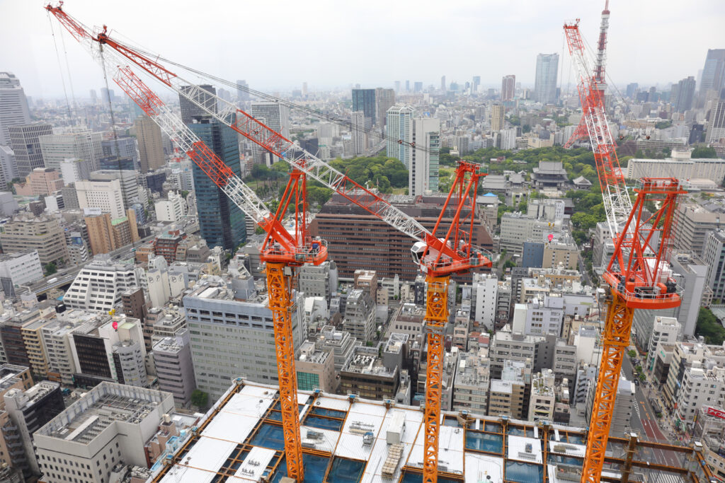 Hamamatsucho Re-development showing the construction