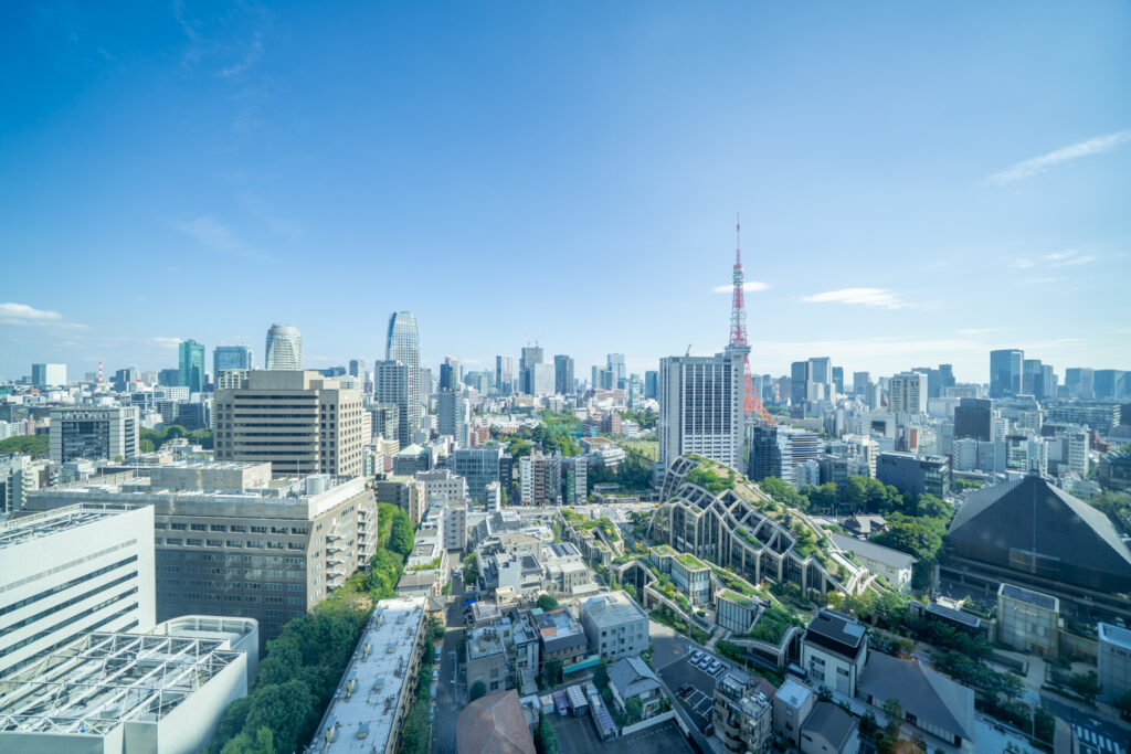 View from Ark Hills Sengokuyama Residence across central Tokyo towards Tokyo Tower and Azabudai Hills